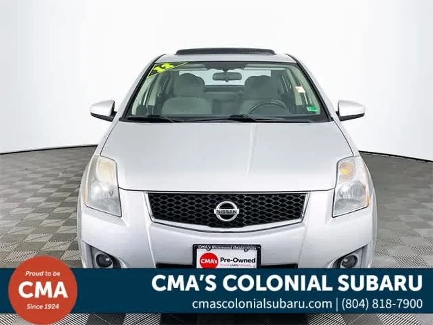 2012 Nissan Sentra 2.0 SR photo 1