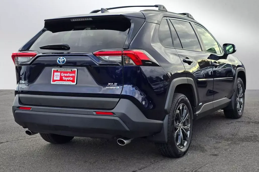 2023 Toyota RAV4 Hybrid XLE Premium photo 1