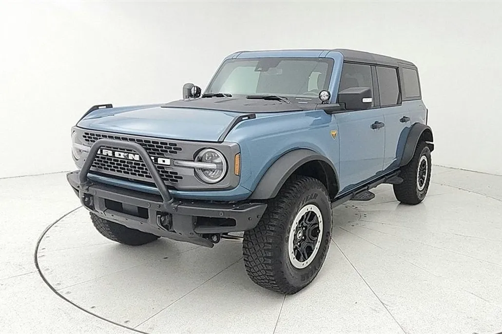 2022 Ford Bronco Base Big Bend Black Diamond Outer Banks Badlands Wildtrak Everglades photo 1