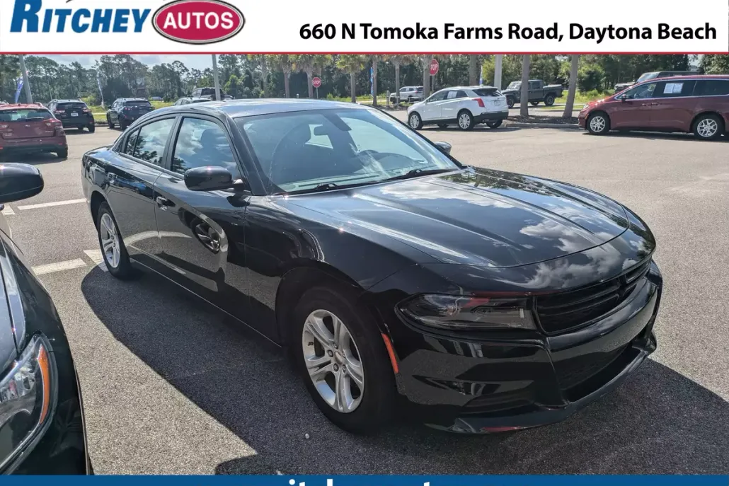 2023 Dodge Charger SXT photo 1
