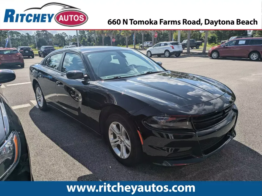 2023 Dodge Charger SXT photo 1