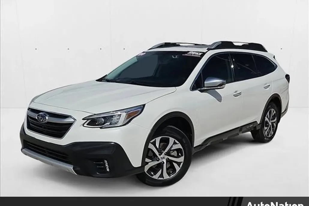 2020 Subaru Outback Touring XT photo 1