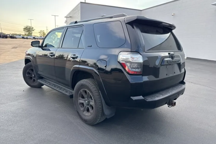 2019 Toyota 4Runner SR5 Premium photo 1