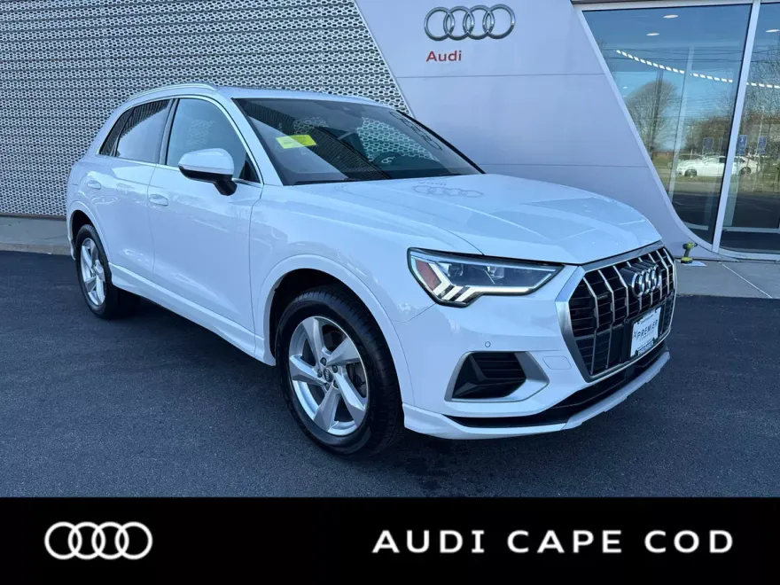 2020 Audi Q3 Premium Plus photo 1