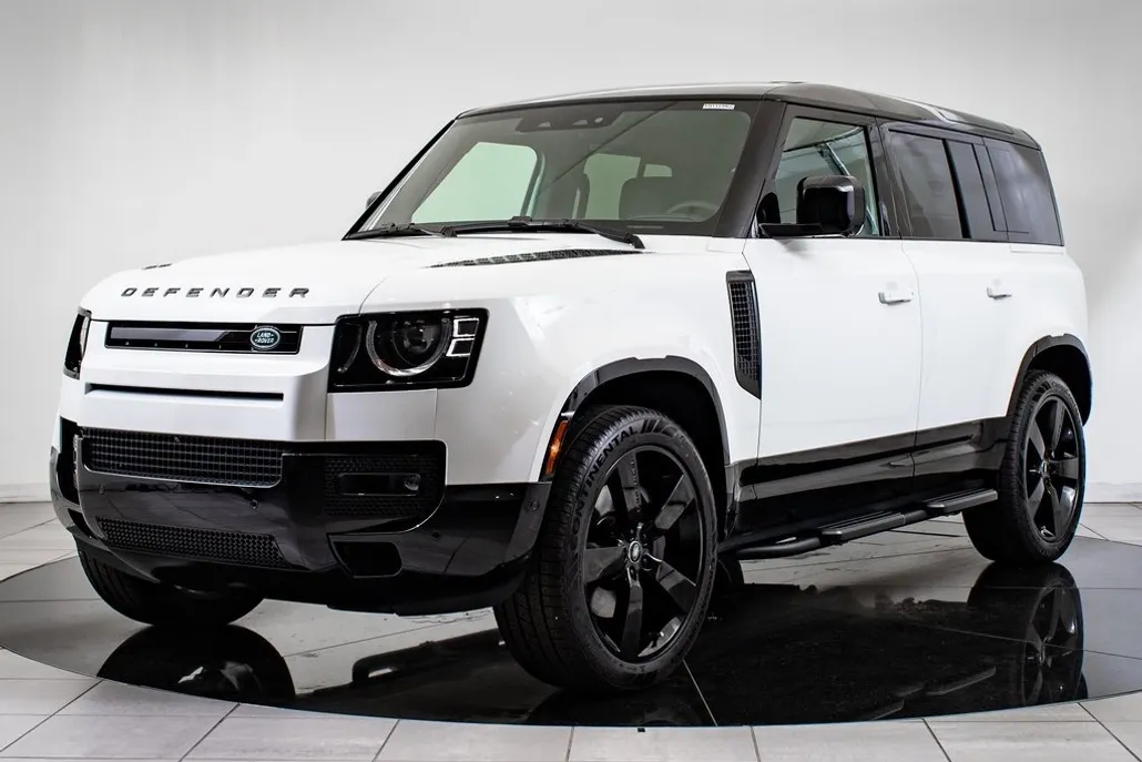 2025 Land Rover Defender 110 X-Dynamic SE photo 1