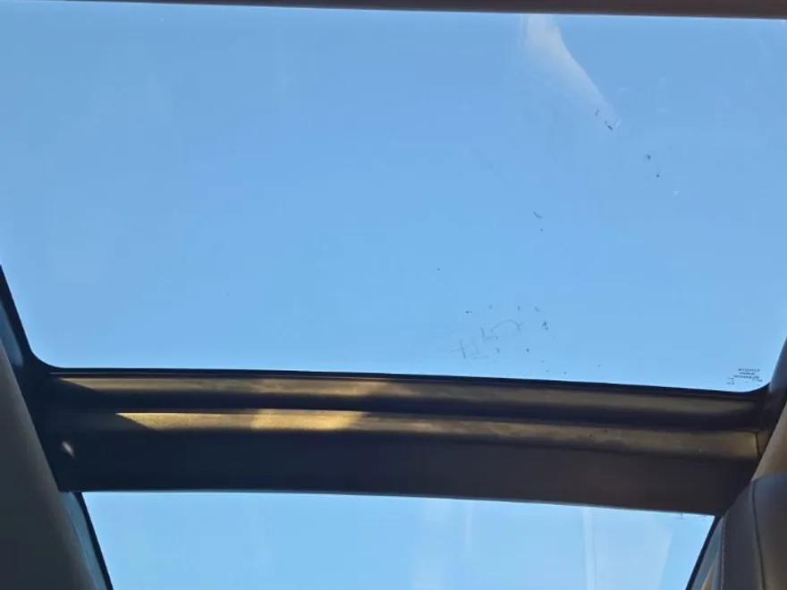 2019 Toyota Camry XSE photo 1