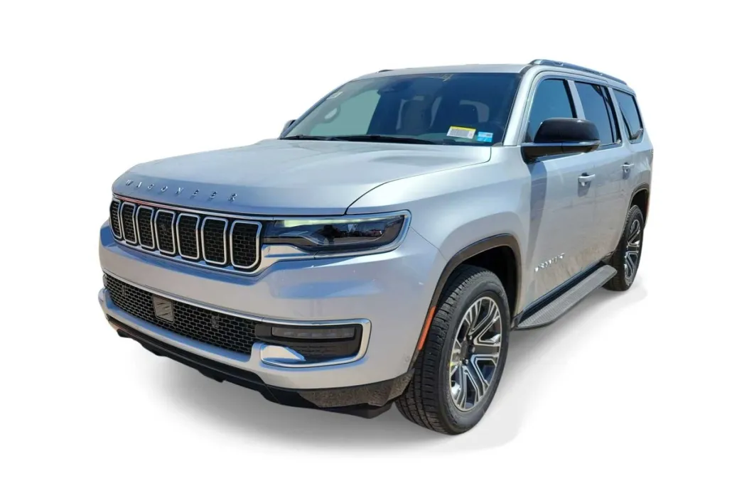 2024 Jeep Wagoneer L photo 1