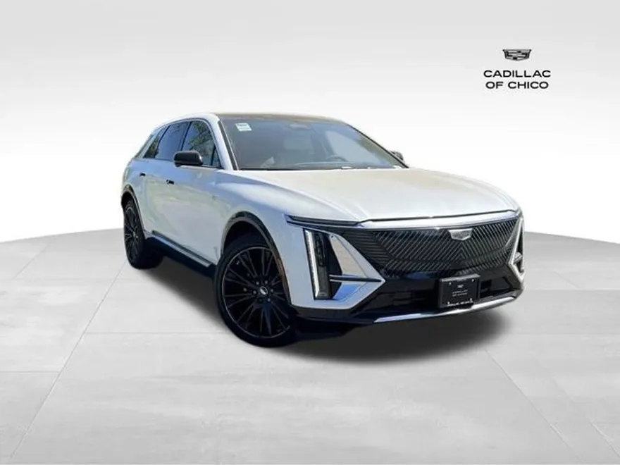 2025 Cadillac Lyriq Luxury photo 1