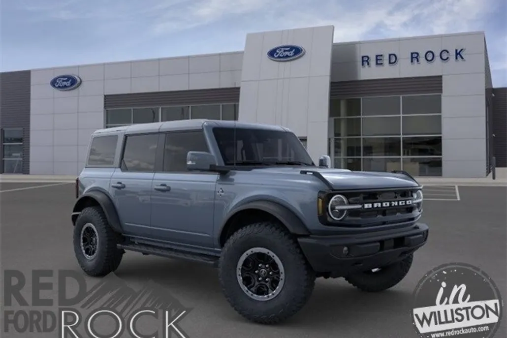 2024 Ford Bronco Outer Banks photo 1