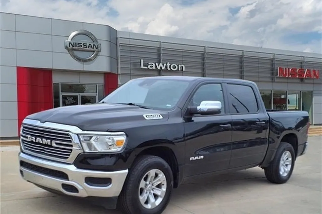 2024 Ram 1500 Laramie photo 1