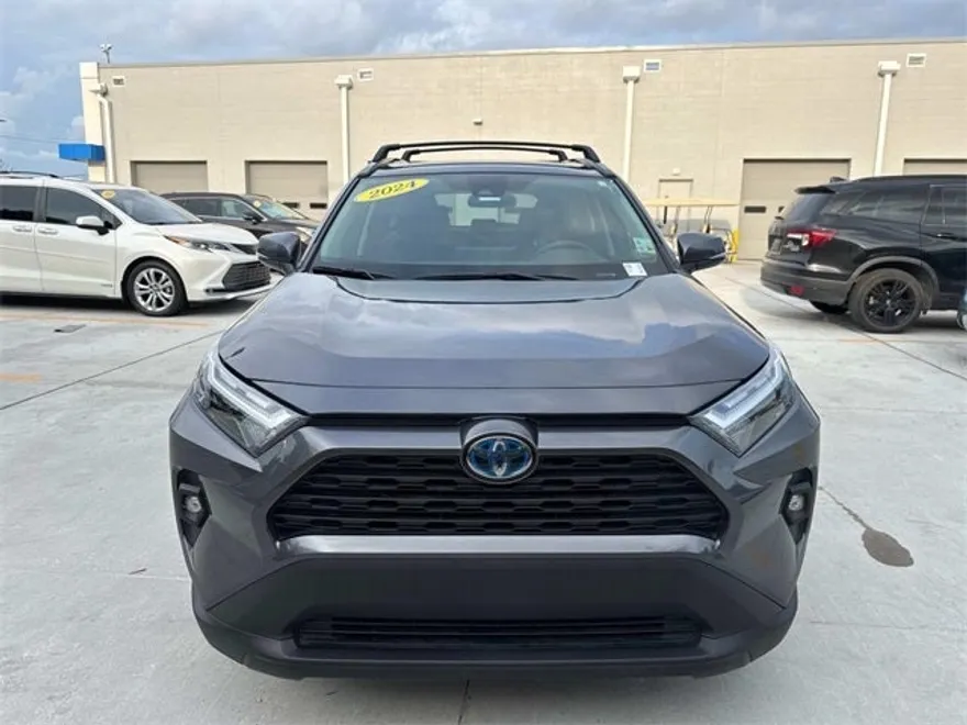 2024 Toyota RAV4 Hybrid XLE Premium photo 1