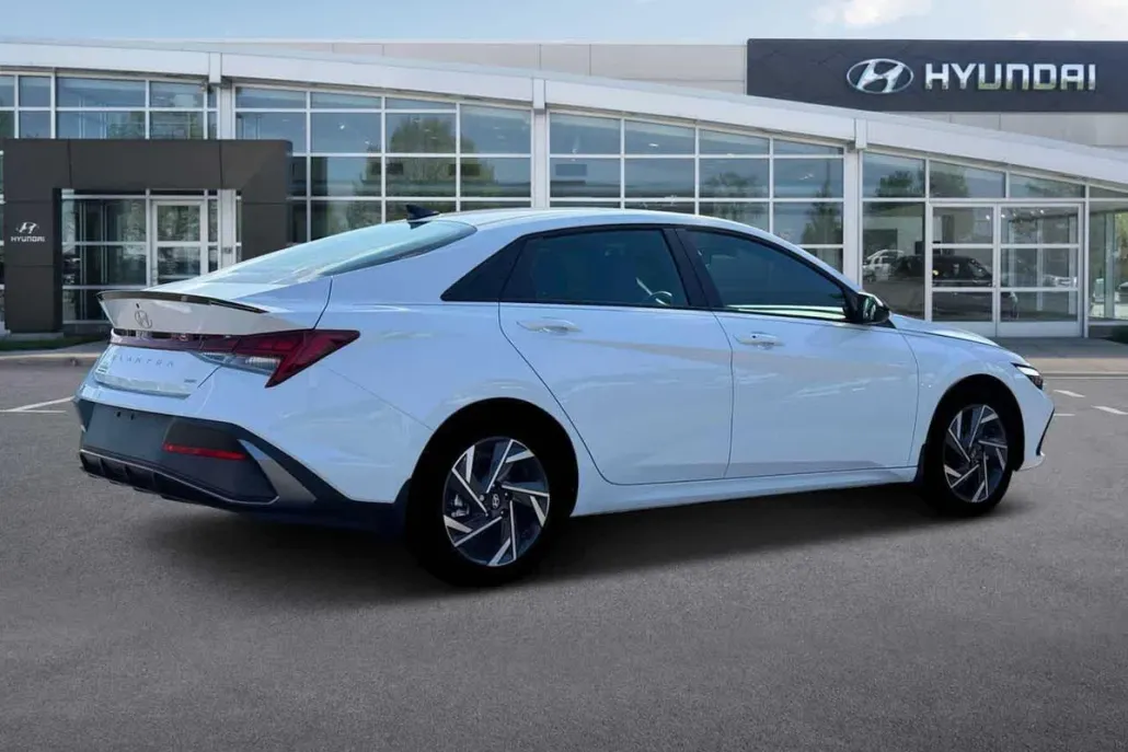 2025 Hyundai Elantra Hybrid SEL Sport photo 1