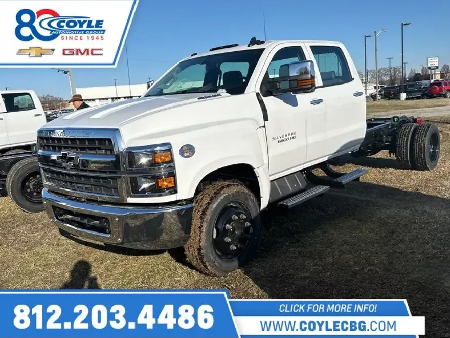 2024 Chevrolet Silverado 6500HD Work Truck photo 1