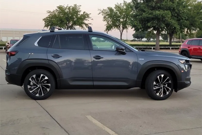 2025 Mazda CX-50 Premium Plus photo 1