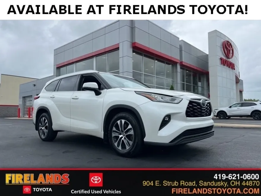 2020 Toyota Highlander XLE photo 1