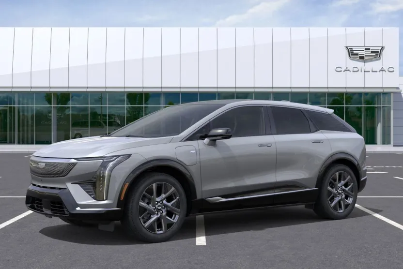 2025 Cadillac Optiq Luxury photo 1