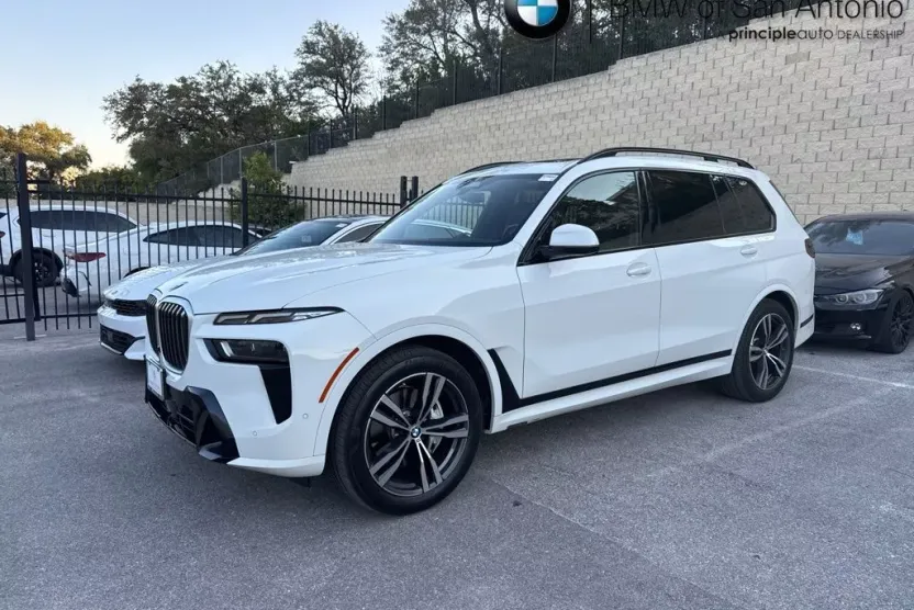2023 Bmw X7 xDrive40i photo 1