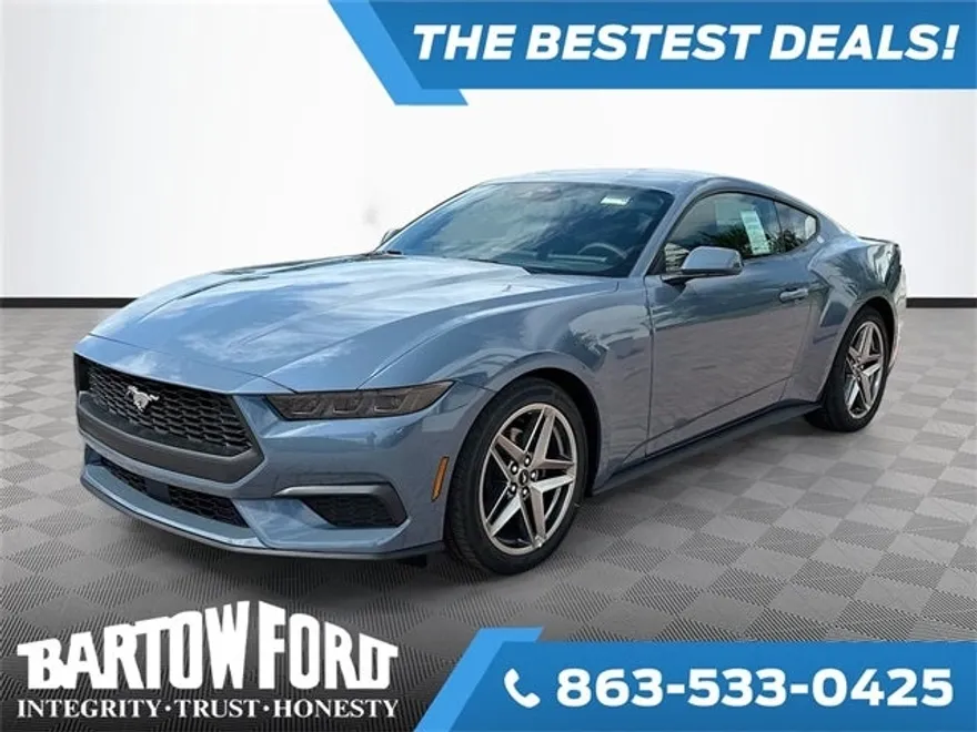 2025 Ford Mustang EcoBoost photo 1