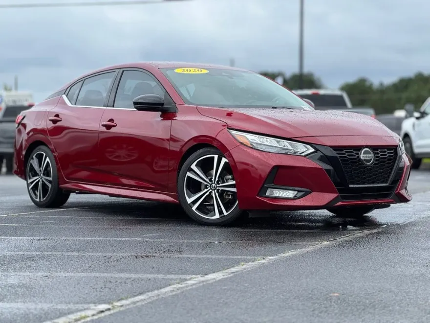 2020 Nissan Sentra SR photo 1