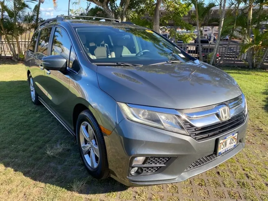 2019 Honda Odyssey EX photo 1