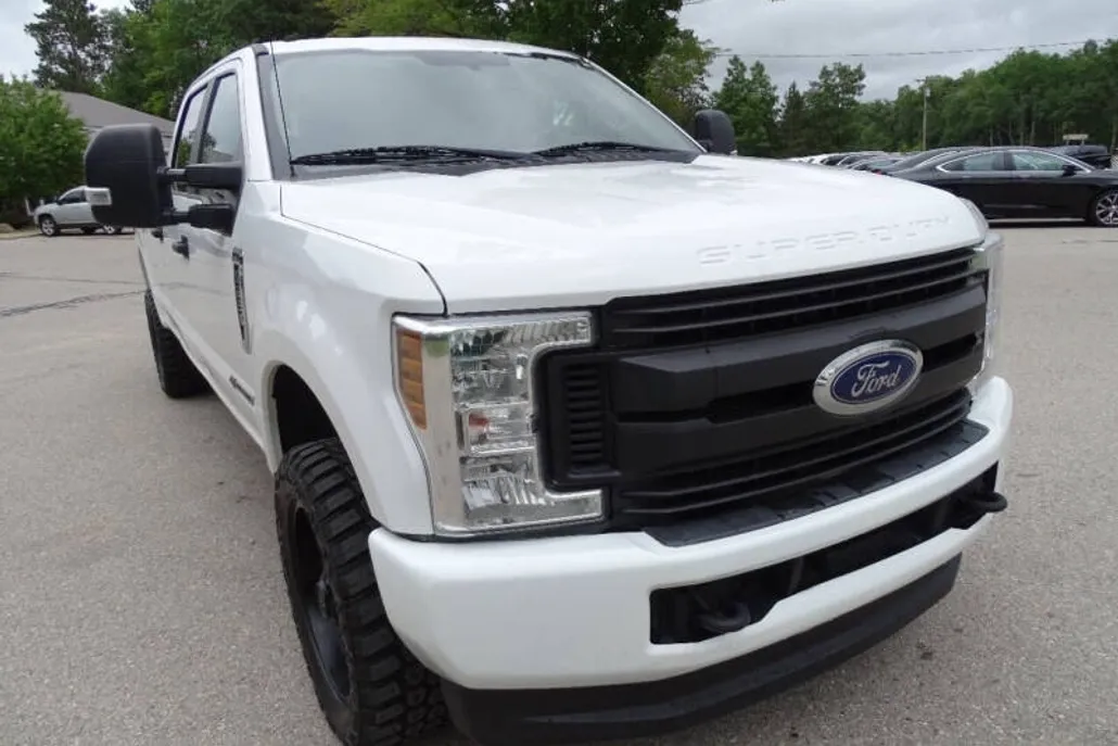 2019 Ford F-250 XL photo 1