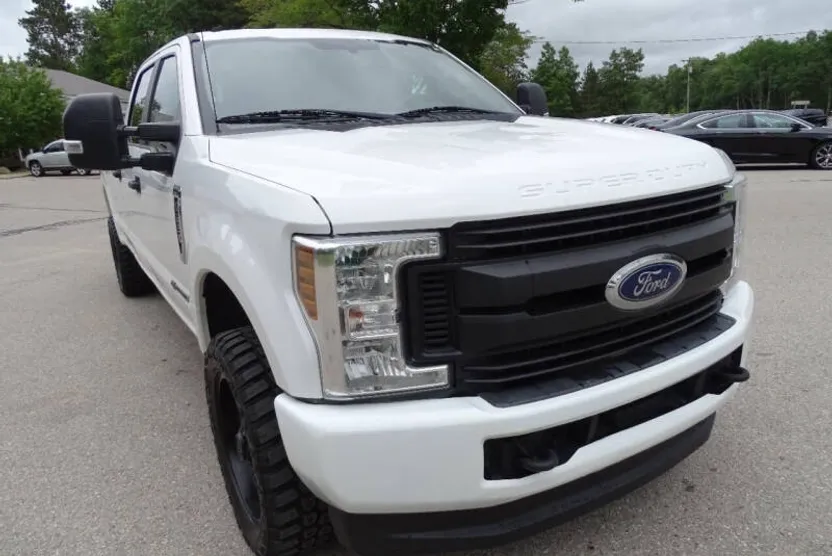 2019 Ford F-250 XL photo 1