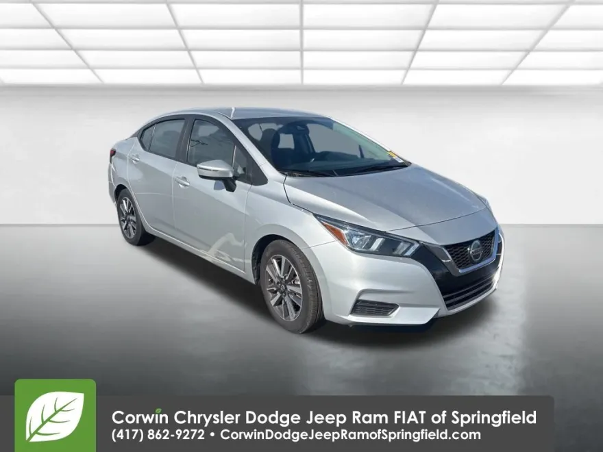 2021 Nissan Versa 1.6 SV photo 1