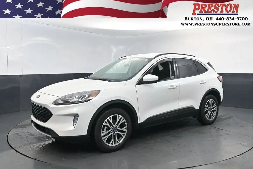 2022 Ford Escape SEL photo 1