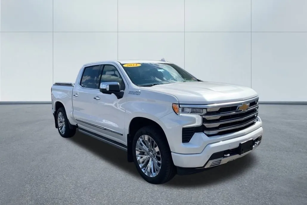 2024 Chevrolet Silverado 1500 High Country photo 1