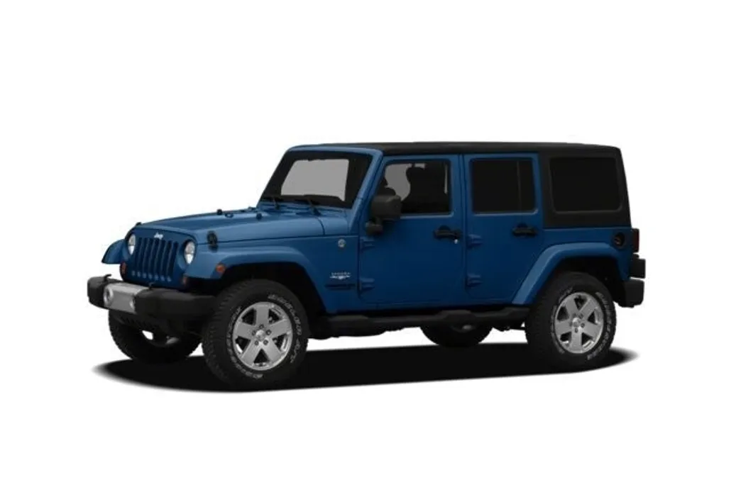 2011 Jeep Wrangler Unlimited Sahara photo 1