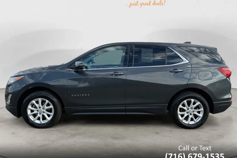 2018 Chevrolet Equinox LT photo 1