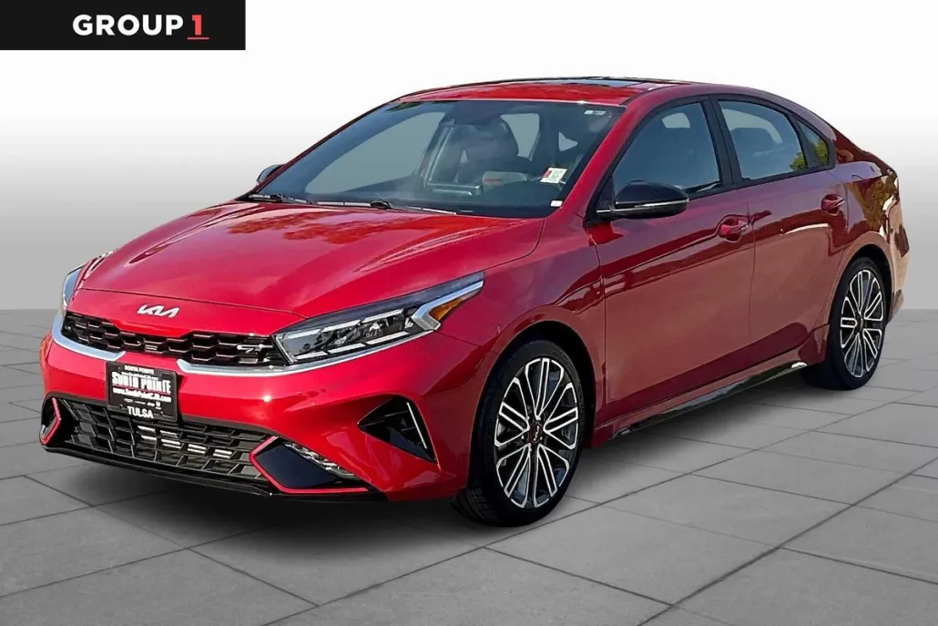 2023 Kia Forte GT photo 1