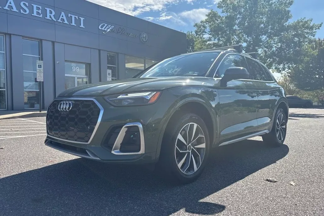2023 Audi Q5 45 S line Premium photo 1