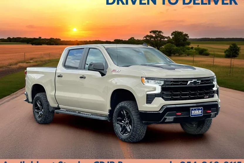 2022 Chevrolet Silverado 1500 LT Trail Boss photo 1