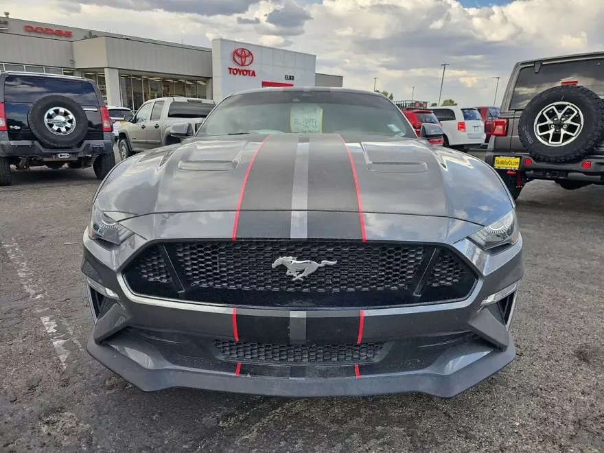 2021 Ford Mustang GT photo 1