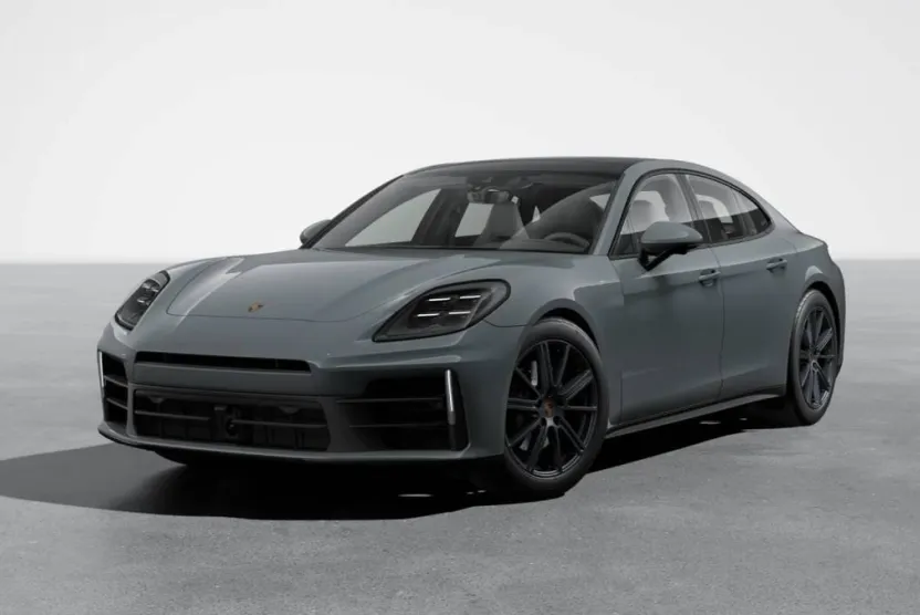 2026 Porsche Panamera 4 photo 1