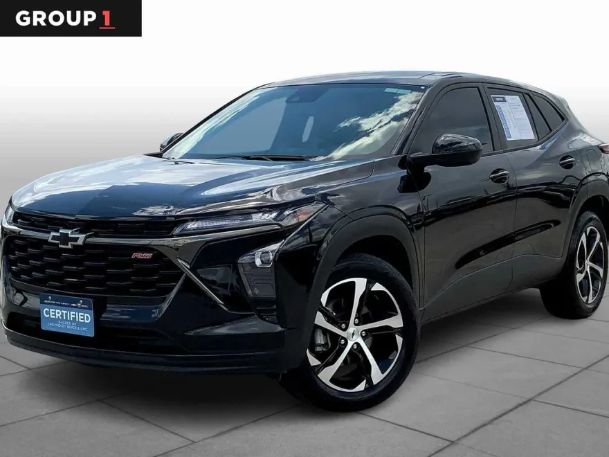2024 Chevrolet Trax photo 1