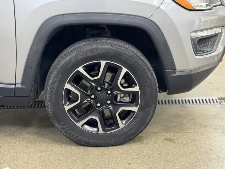 2019 Jeep Compass Trailhawk photo 1