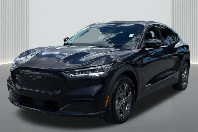 2022 Ford Mustang Mach-E Select photo 1