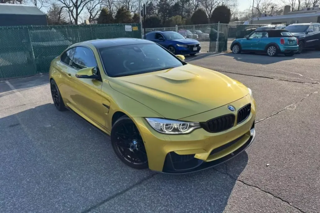 2015 Bmw M4 Coupe photo 1