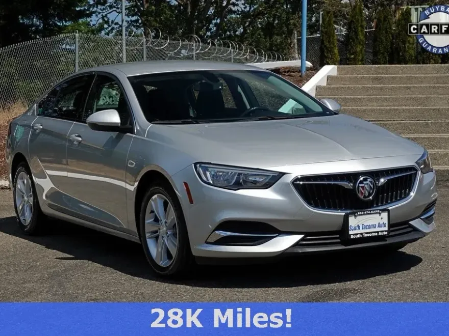 2018 Buick Regal Preferred photo 1