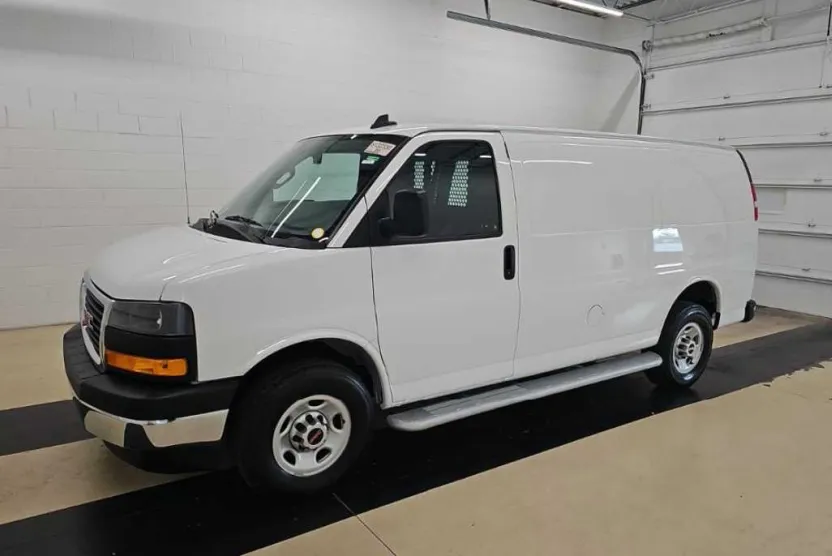 2023 Gmc Savana 2500 Cargo photo 1