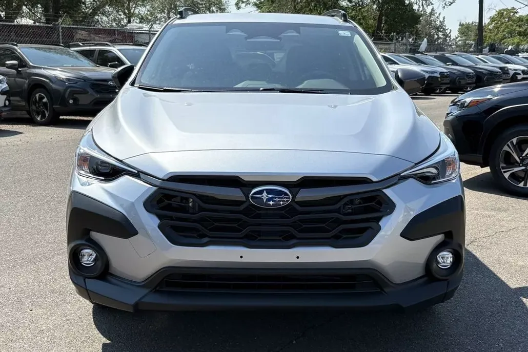 2025 Subaru Crosstrek Premium photo 1