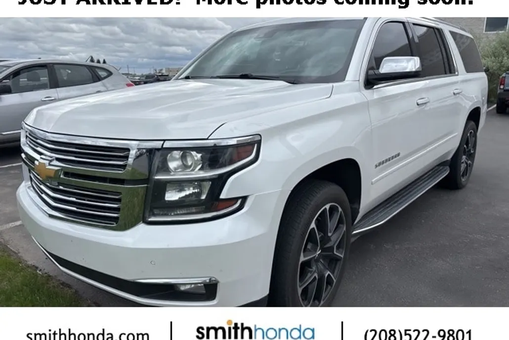 2017 Chevrolet Suburban Premier photo 1