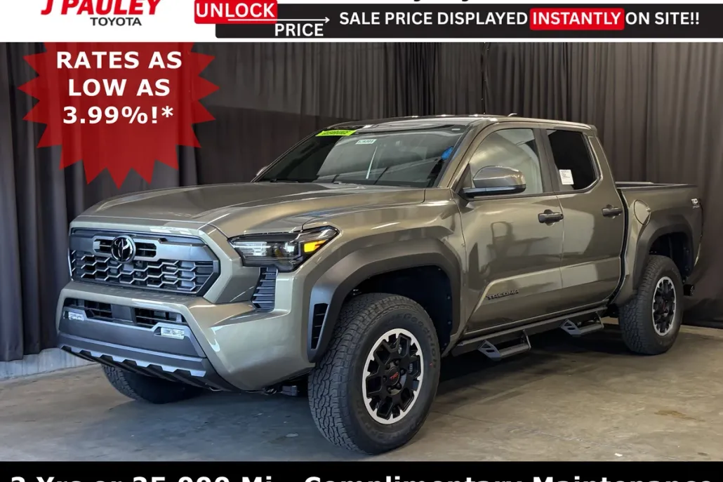 2025 Toyota Tacoma TRD 4x4 photo 1