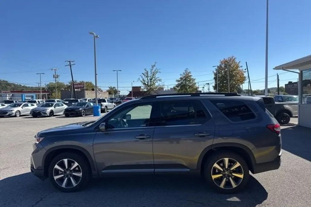 2025 Honda Pilot Elite photo 1