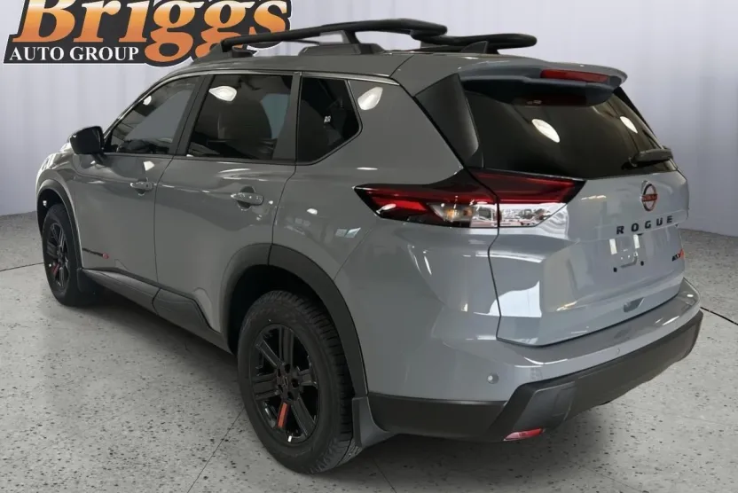 2026 Nissan Rogue SV photo 1