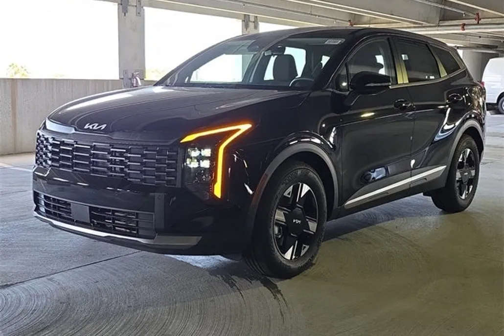 2026 Kia Sportage LX photo 1