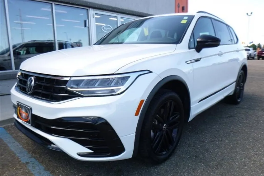 2022 Volkswagen Tiguan SE R-Line Black photo 1