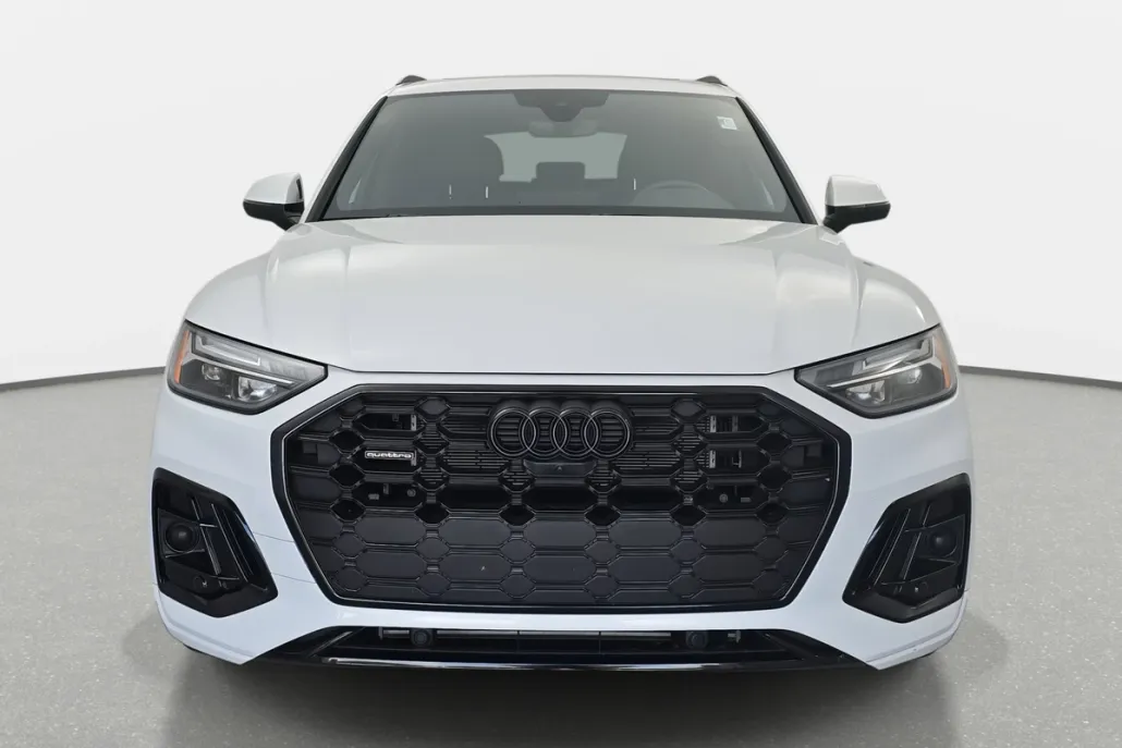 2024 Audi Q5 55 Premium Plus photo 1